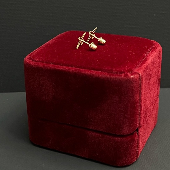 🆕 14k Yellow Gold Cubic Zirconia Plane Stud Earrings - Picture 4 of 6